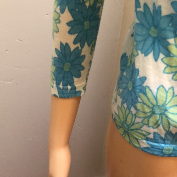 🌸 Floral lightweight wool cardigan - Picture 4 of 13